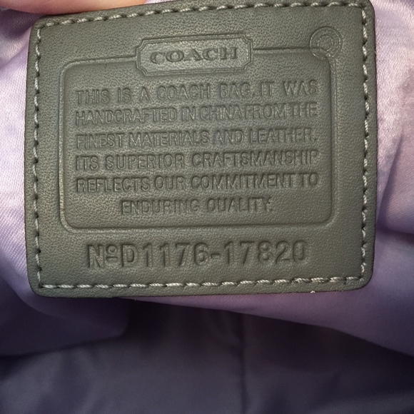 COACH Chelsea Signature Satchel D1176-17820 - Picture 4 of 8